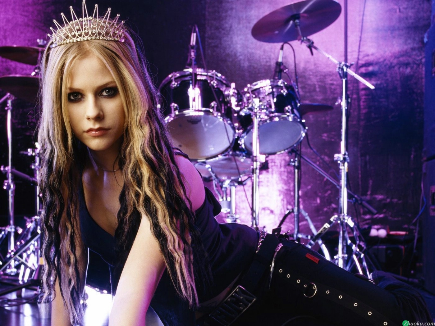 壁纸1400x1050艾薇儿 Avril Lavigne 壁纸122壁纸 艾薇儿 Avril Lavigne壁纸 艾薇儿 Avril Lavigne图片 艾薇儿 Avril Lavigne素材 明星壁纸 明星图库 明星图片素材桌面壁纸