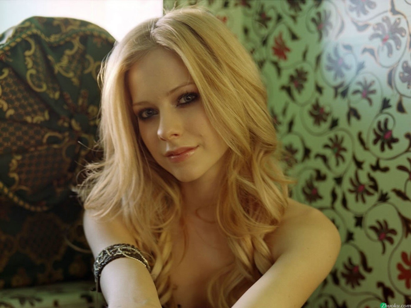 壁纸1400x1050艾薇儿 Avril Lavigne 壁纸116壁纸 艾薇儿 Avril Lavigne壁纸 艾薇儿 Avril Lavigne图片 艾薇儿 Avril Lavigne素材 明星壁纸 明星图库 明星图片素材桌面壁纸