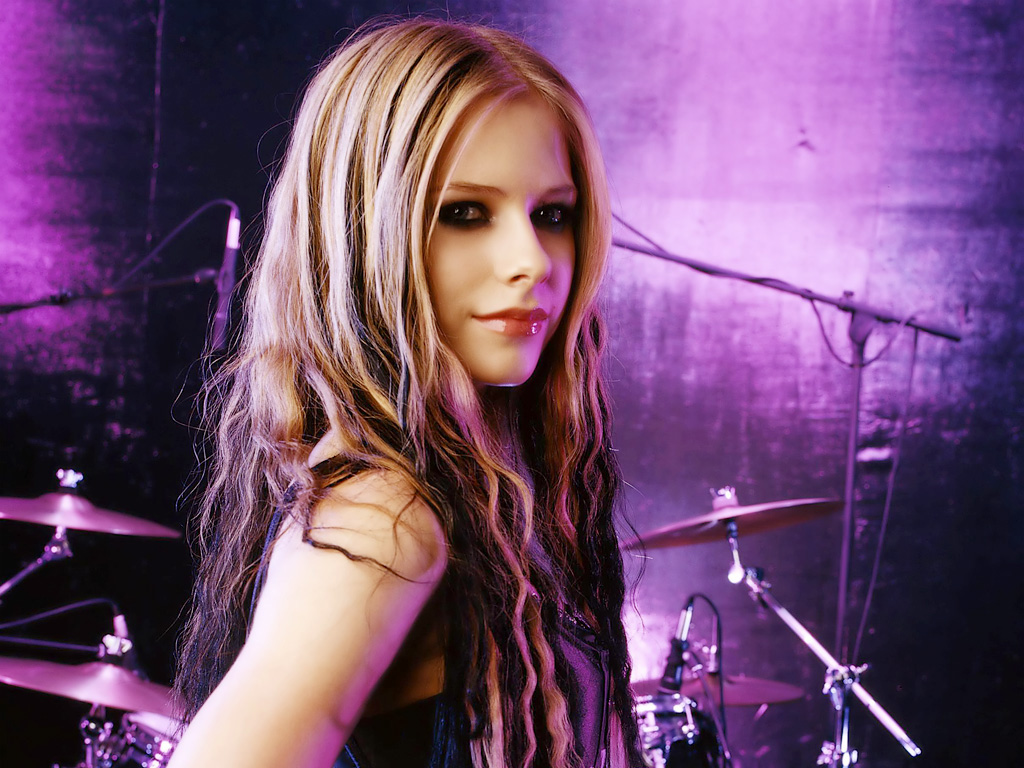 壁纸1024x768Avril Lavigne 壁纸1壁纸 Avril Lavigne壁纸 Avril Lavigne图片 Avril Lavigne素材 明星壁纸 明星图库 明星图片素材桌面壁纸